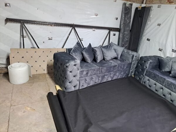 Elegant Grey Tufted Velvet Sofa Set (3-Seater & 2-Seater) - Image 3